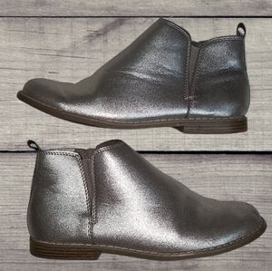 Gap Kids metallic silver booties